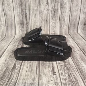 Woman's Melissa Beach Black Patent Slides Size 6